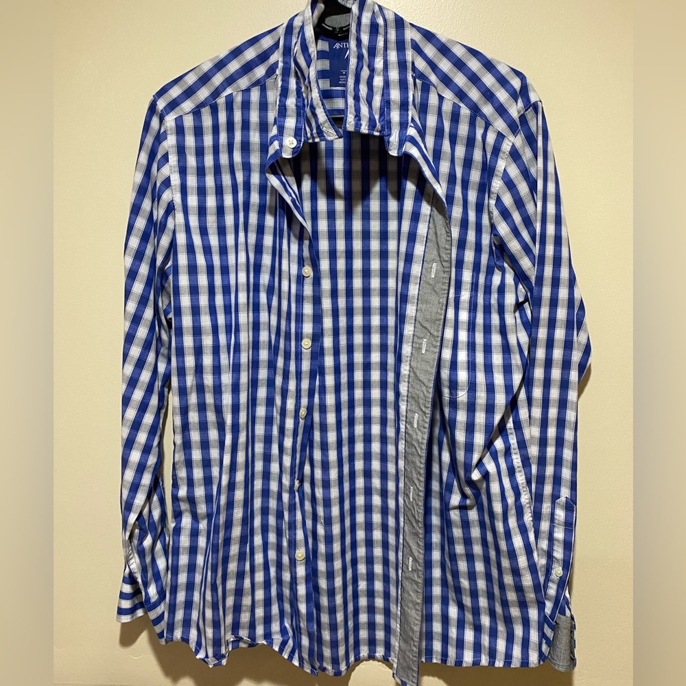 Button up casual dress shirt